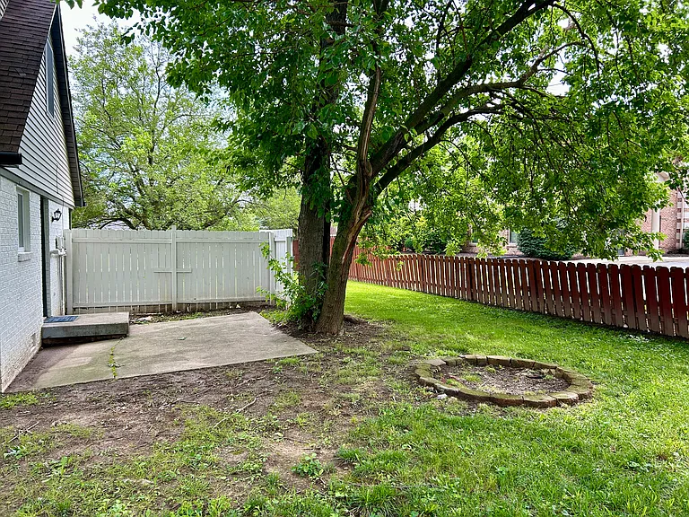 1286 Stonegate Rd — Photo 26