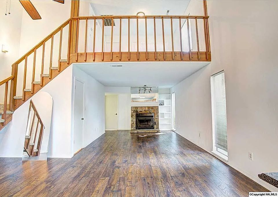 1st image of 506 Julia St NW