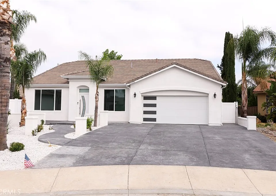 25225 Stepping Stone Cir