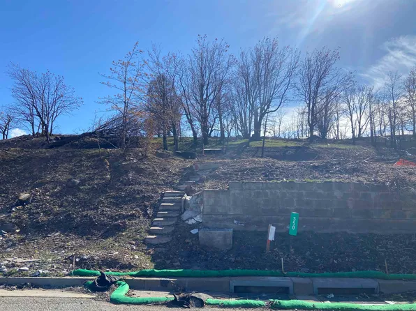 350 Cypress St, Weed, CA 96094