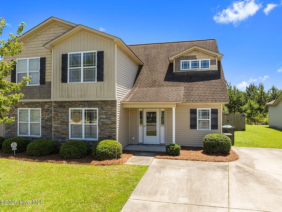 1st image of 2217 Sweet Bay Drive #B