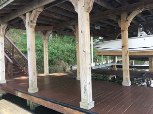 1169 Lake Ridge Ln, Talladega, AL 35160