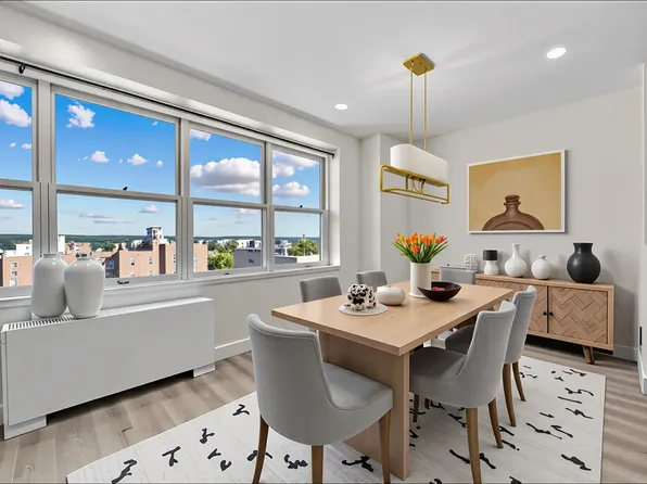 555 Kappock Street image 8 of 24