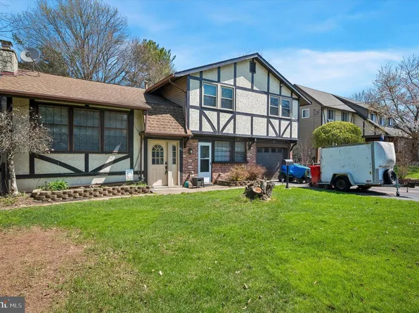 891 Ivyland Rd, Warminster, PA 18974