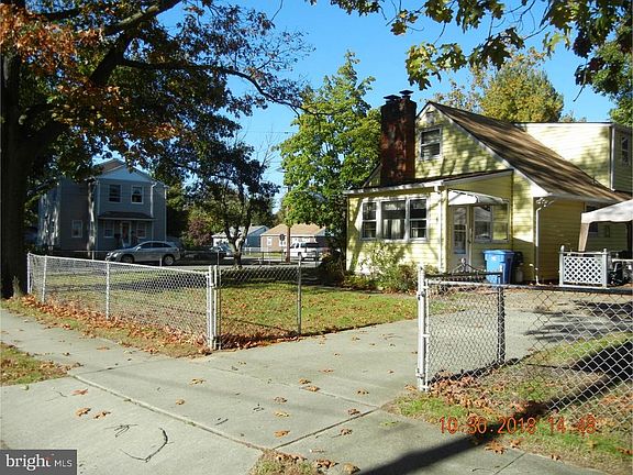 2nd image of 222 S Lincoln Ave