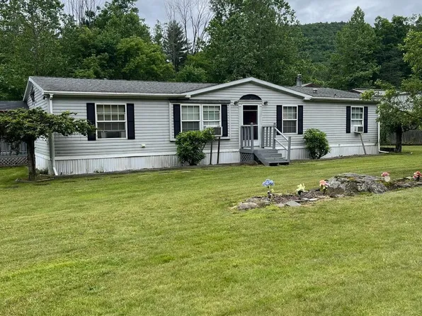 4310 Dubois St, Hallstead, PA 18822