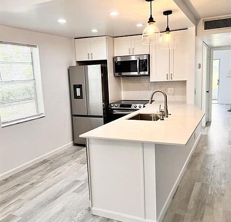 3rd image of 58 Normandy Ln #B-1