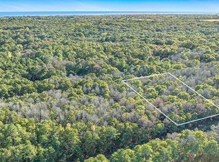14 Broadwood Ct, Wainscott, NY 11975