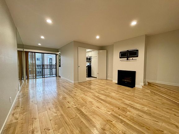 2nd image of 1355 N Sierra Bonita Ave APT 406