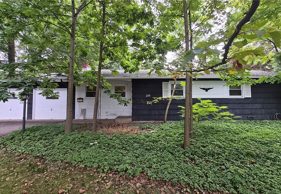 1st image of 210 Windwood Rd