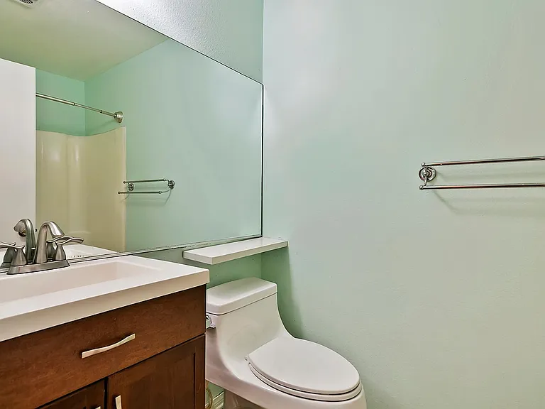 8707 Cedros Ave #7 — Photo 32