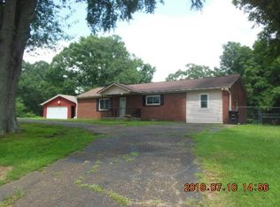 1294 Brownlee Rd, Sarah, MS 38665