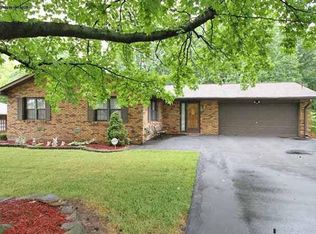 2103 Golfview Dr, Collinsville, IL