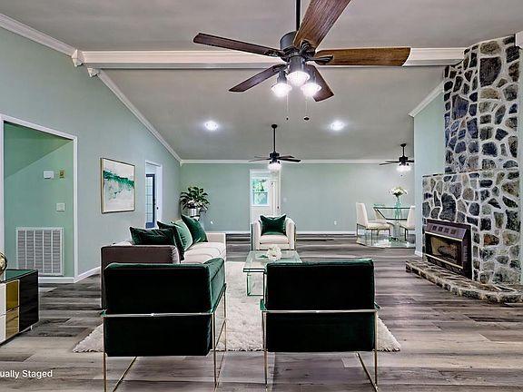 4th image of 28 Coon Tail Rd