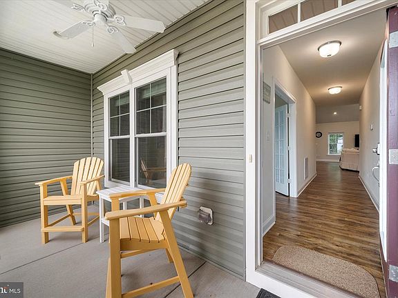 3rd image of 30736 Lindell Ln