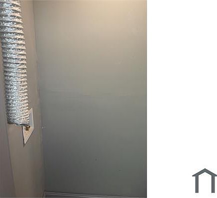 2nd image of 176 W Seymour St Floor 1