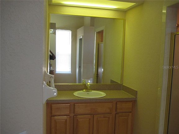 4th image of 3000 Vintage View Cir