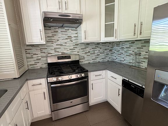 5th image of 1227 21st St APT 6