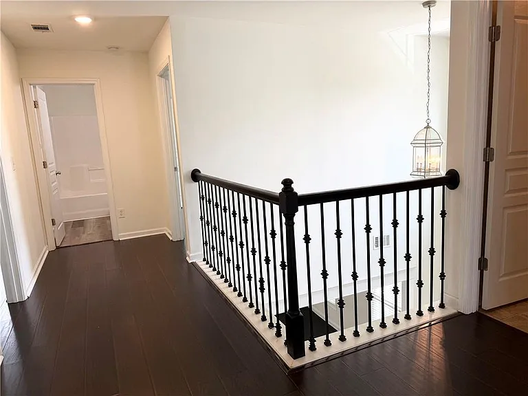 4306 Suwanee Brook Ct — Photo 56
