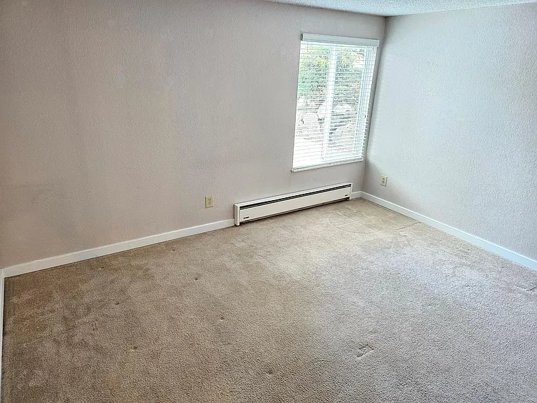 2517 NE 4th St #514 — Photo 15