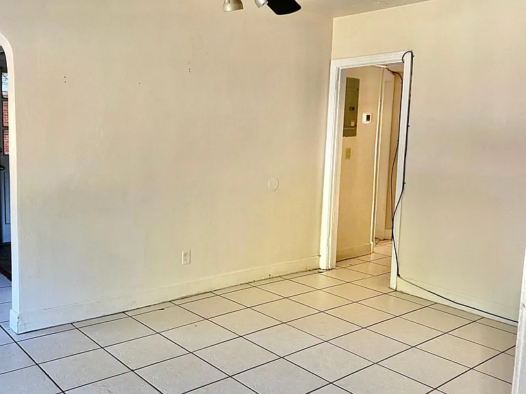 2114 Spring Park Rd — Photo 50