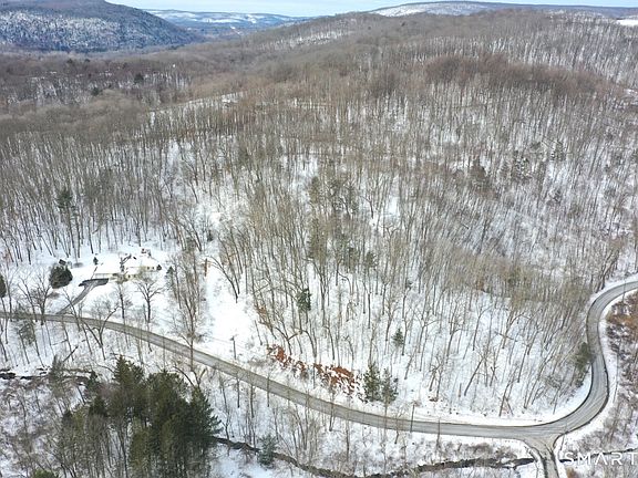 5th image of 101 South Kent Road