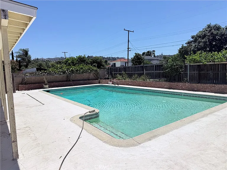 15634 La Subida Dr — Photo 2