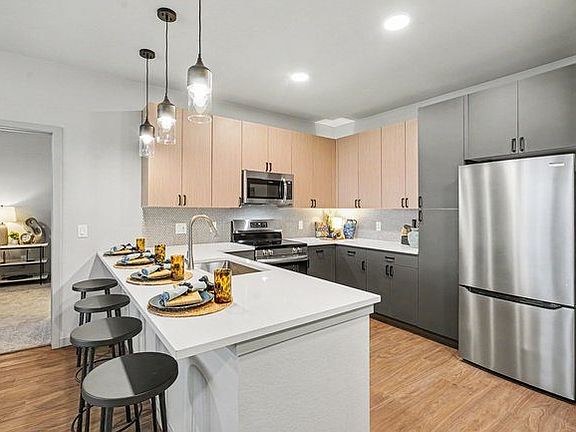 5th image of 17505 E 45th Ave #2-101