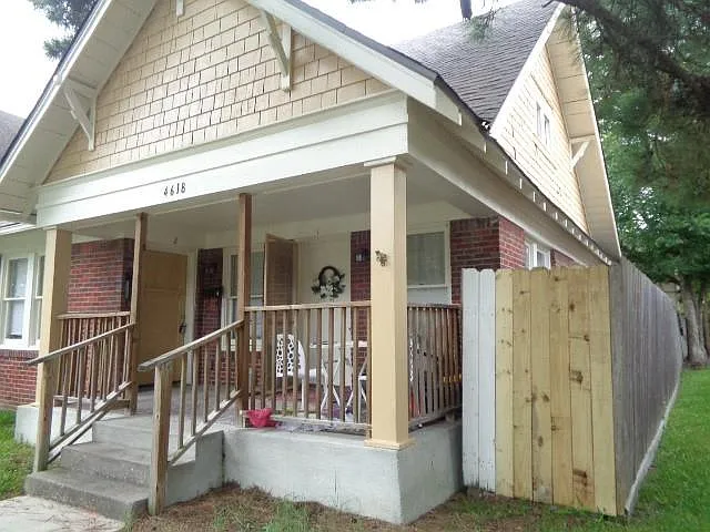 1 bed, 1.0 bath, $950 — Photo 2