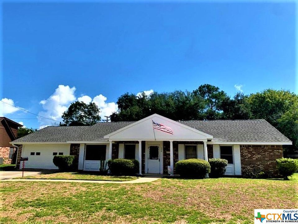 1st image of 716 Brookhollow Dr