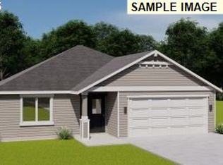 210 SW Cardinal Dr #94, Boardman, OR 97818
