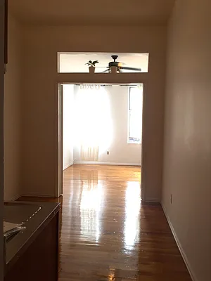 Rented by Grand & Co. | media 2