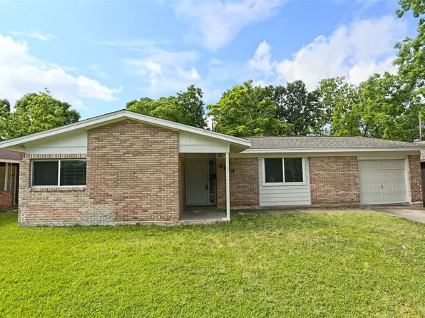 6123 Grape St, Houston, TX 77074
