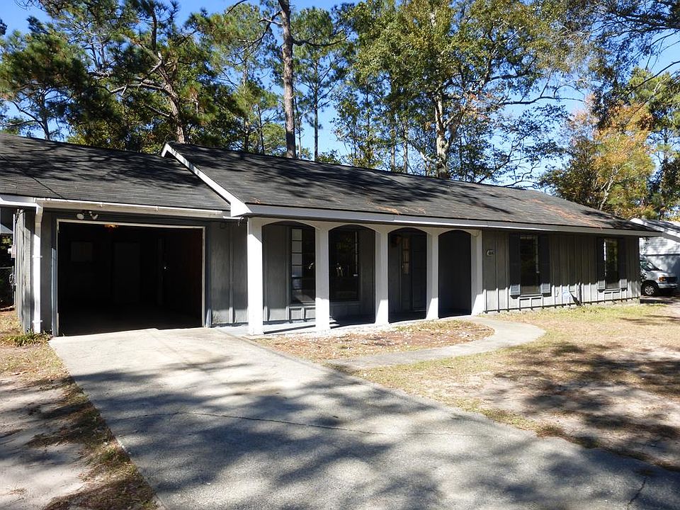 1st image of 569 Briar Cir