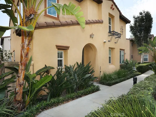 151 W Cork Tree Dr, Orange, CA 92865