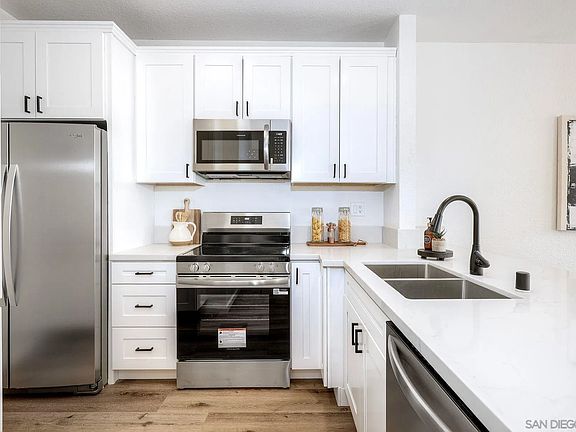 5th image of 6231 Calle Mariselda Unit 605