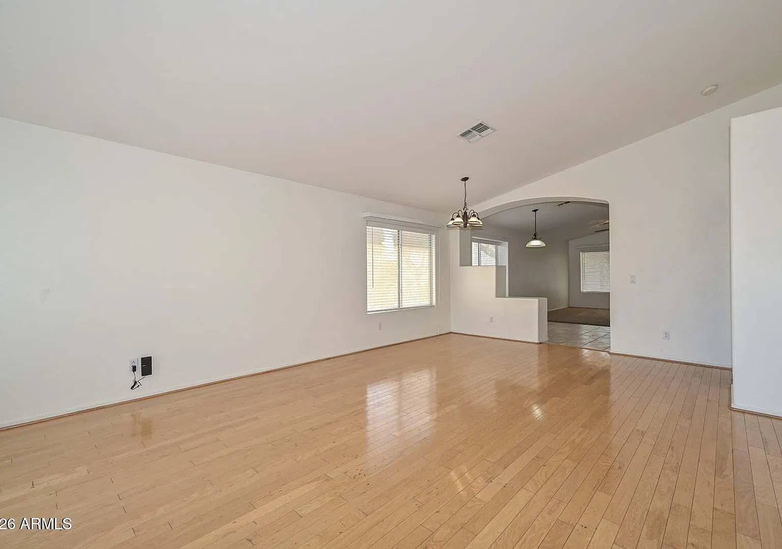 4 bed, 2.0 bath, 1685 sqft, $2,195 — Photo 3