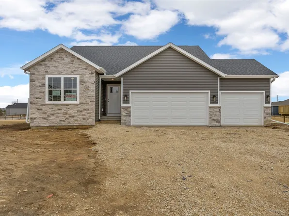 7007 Colpepper Dr SW, Cedar Rapids, IA 52404