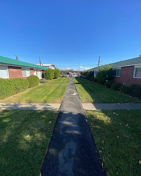 1st image of 313 S 8th Ave