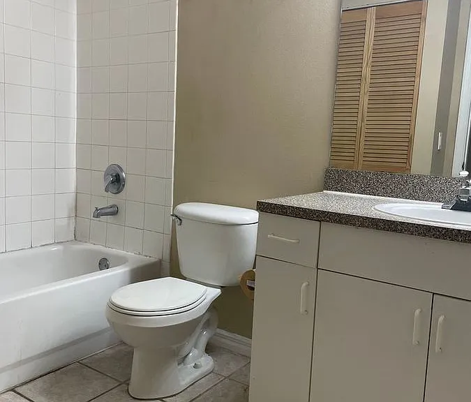5035 Wiles Rd #203 — Photo 25