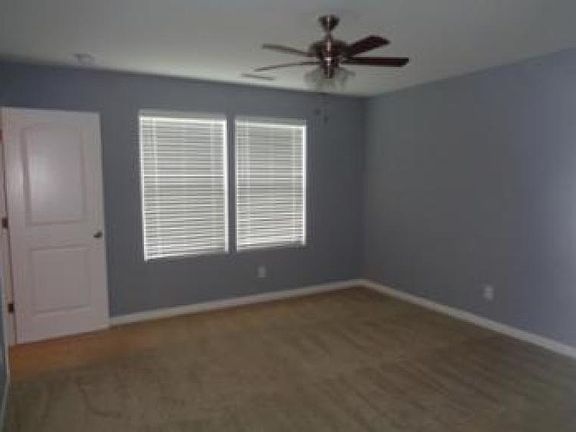 5th image of 6414 Covington Commons Dr
