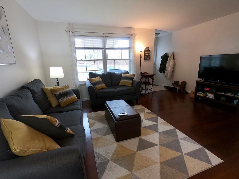 4506 Winding Brook Dr Bensalem PA Zillow