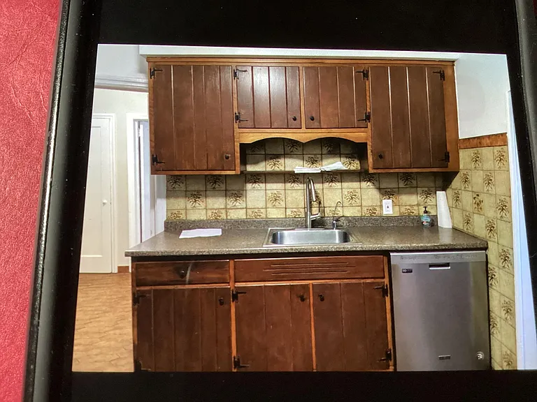 159 Rule St — Photo 9