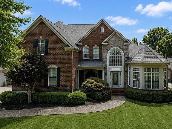 3rd image of 908 Plantation Blvd