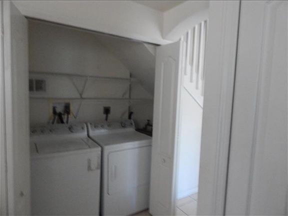5th image of 8936 W Flagler St APT 101
