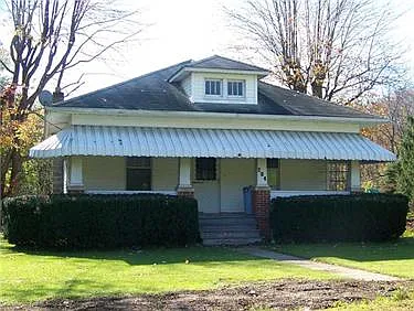 204 Petrolia Rd photo 1