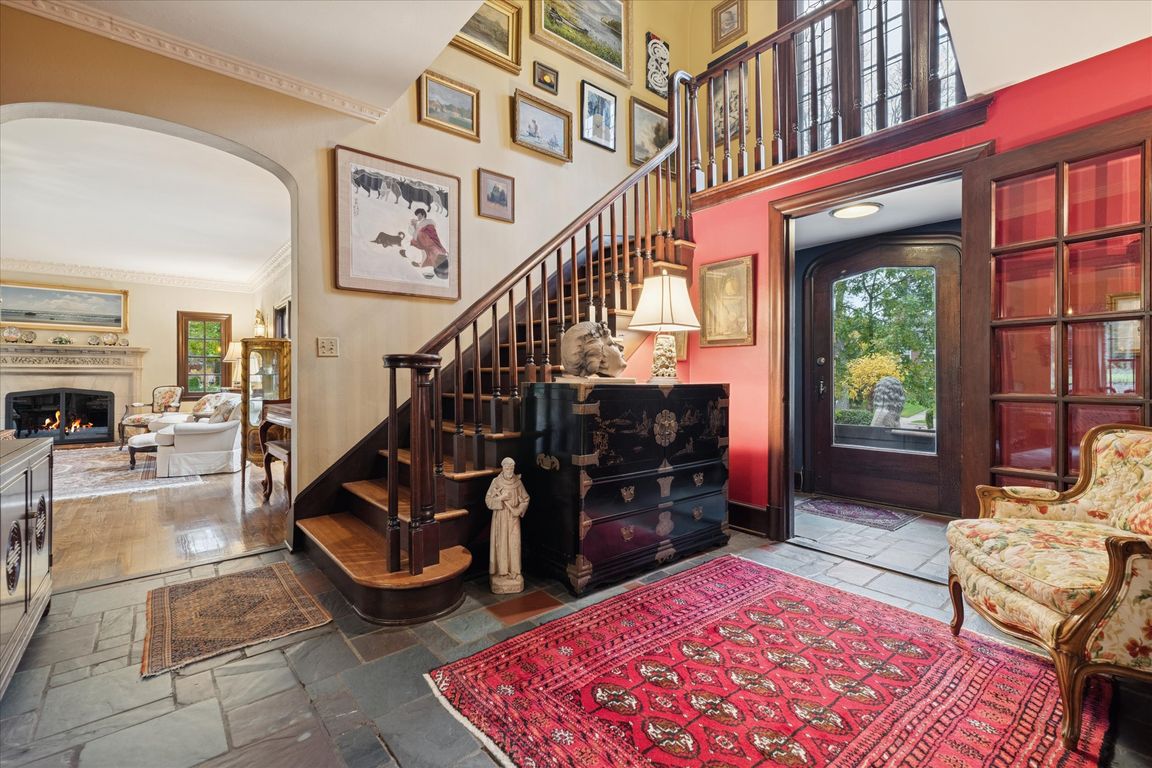 next background image