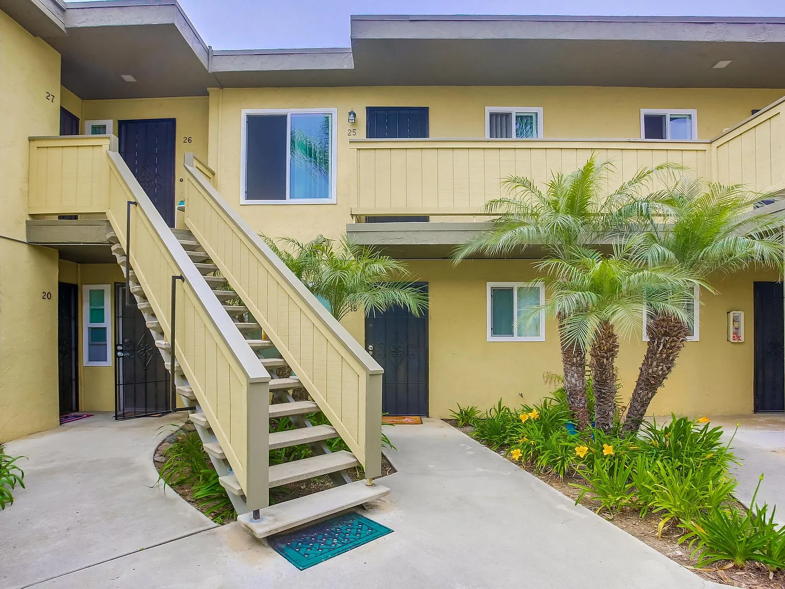 Carlsbad Village Apartments — Photo 2