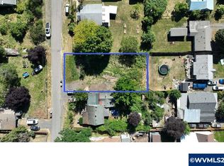 Russell St, Lebanon, OR 97355