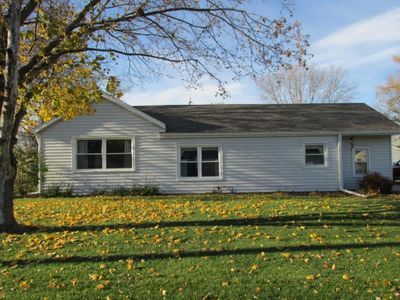 606 N Blackhawk Dr, Byron, IL, 61010